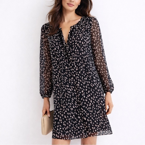 Diane Von Furstenberg Dresses & Skirts - DVF Silk Sheer Sleeve Dress Black Soft Ivory Lavender Print Size 4